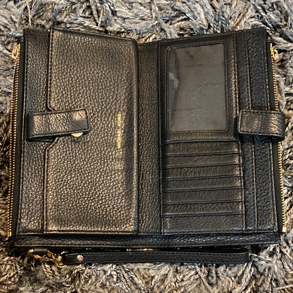 Michael Kors black multi wallet
